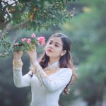 Bio-Couture: Growing Your Own Designer Clothes